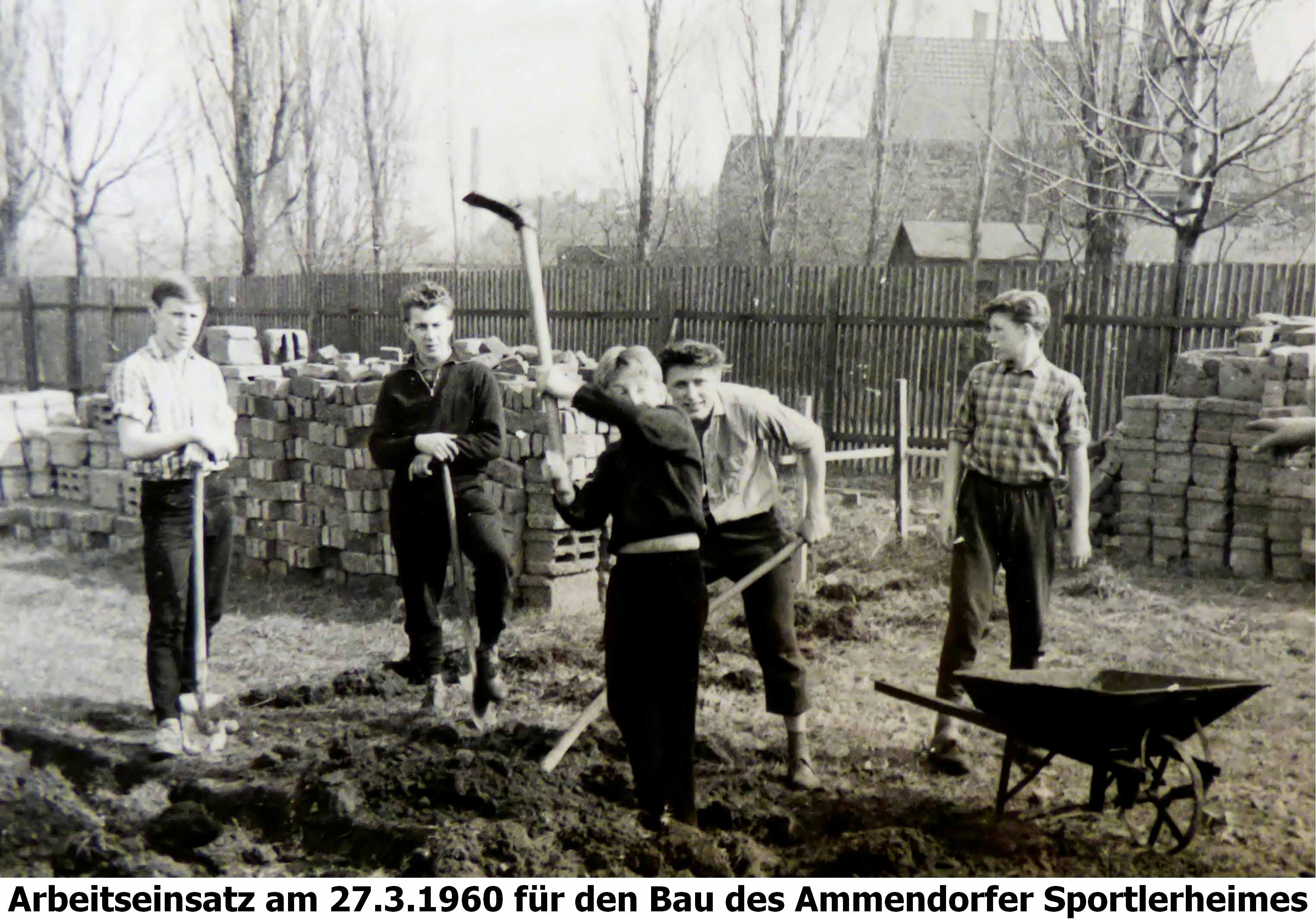Spatenstich für das Sportlerheim am 27.03.1960